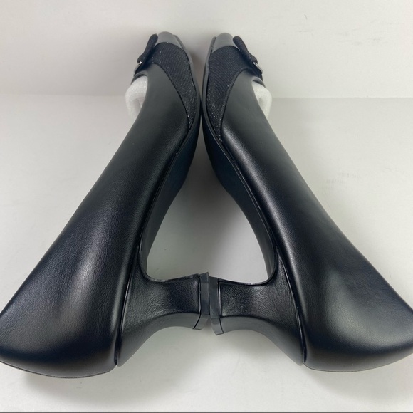 Easy Street • Rejoice Bow Pumps - Picture 12 of 14